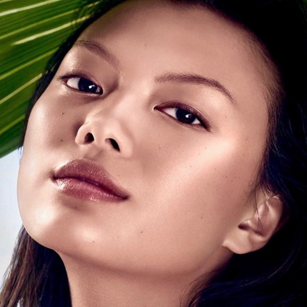 BECCA Shimmering Skin Perfector Pressed VANILLA QUARTZ - Picture 4 of 16